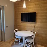 公寓 Hyvin Varusteltu Yksioe 27 M² , 6 Vierumäki