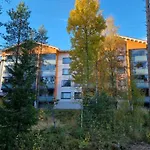 公寓 Hyvin Varusteltu Yksioe 27 M² , 6 *