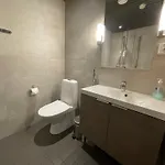 公寓 Hyvin Varusteltu Yksioe 27 M² , 6 *